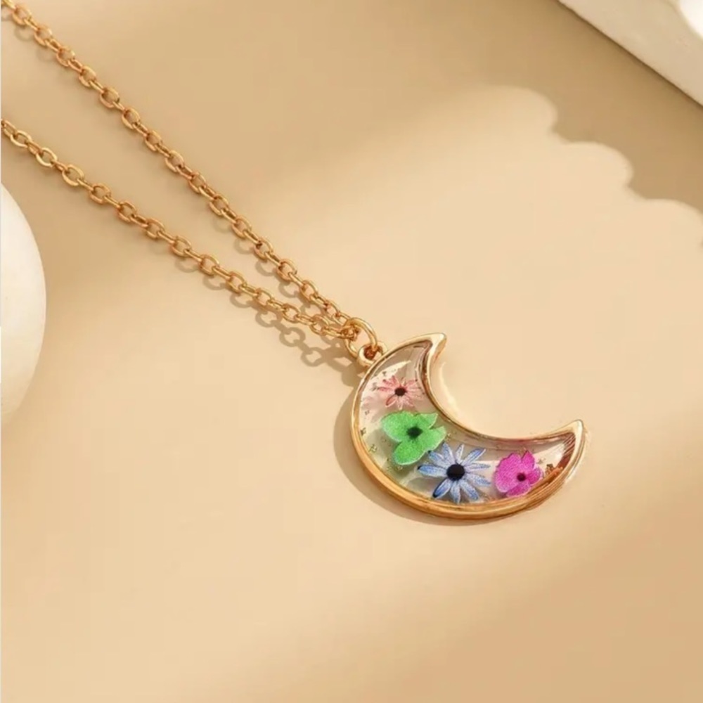 Moon Shaped Pressed Flower Necklace with Gift Box